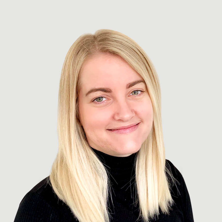 Portrait of Carolyn Minaker